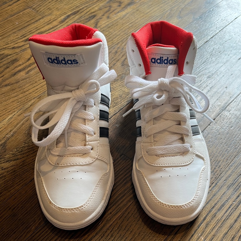 Adidas kids size 4 (or women’s size 5.5) adidas sneakers